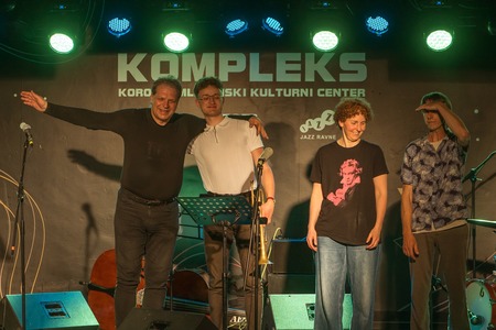 V jazzu zasidrana avtorska glasba (12)